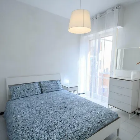 Daire A 150 Metri Dal Mare